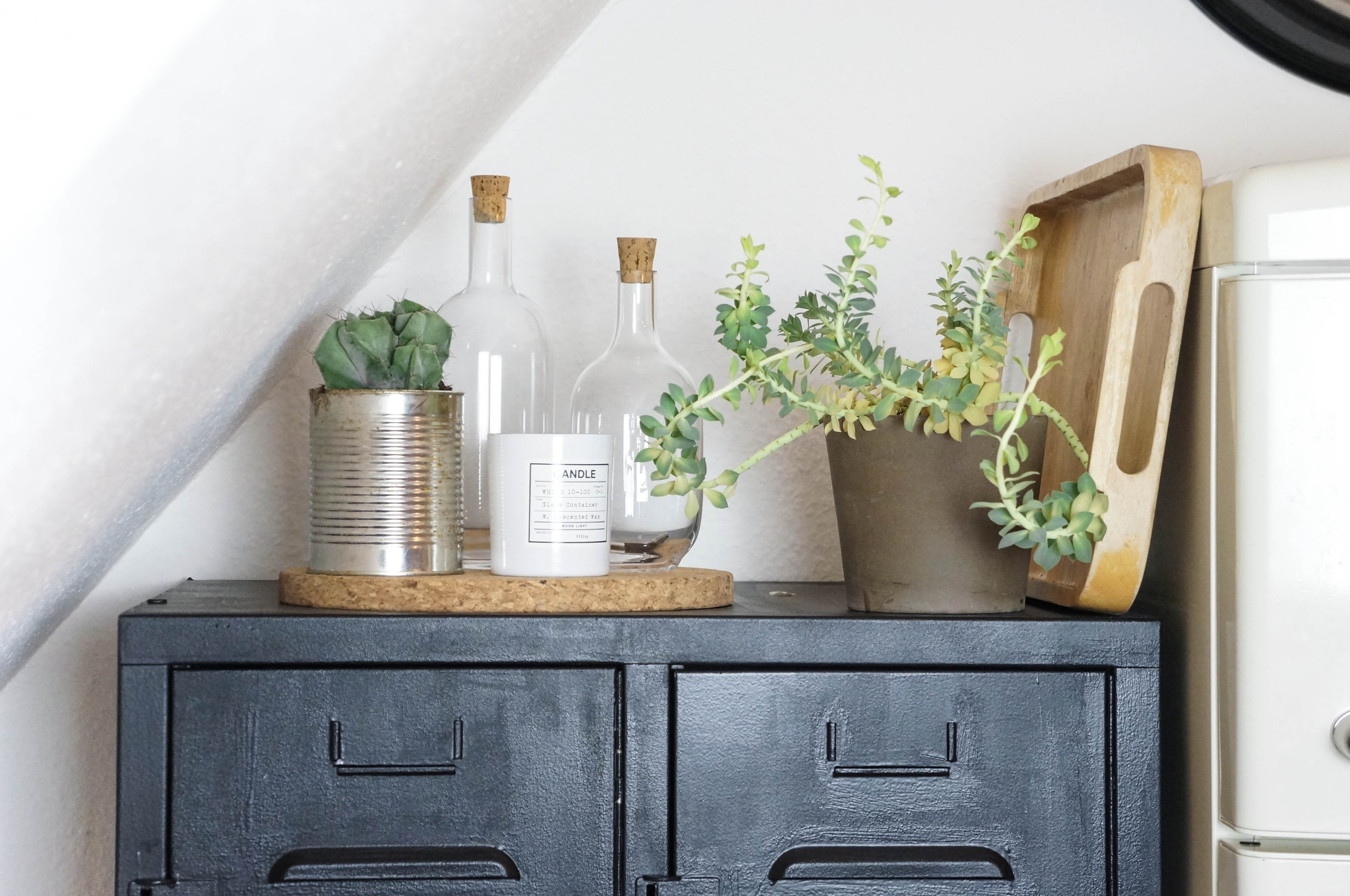 Makeover spindschrank todayis.de Schlafzimmer wandfarbe weiße möbel