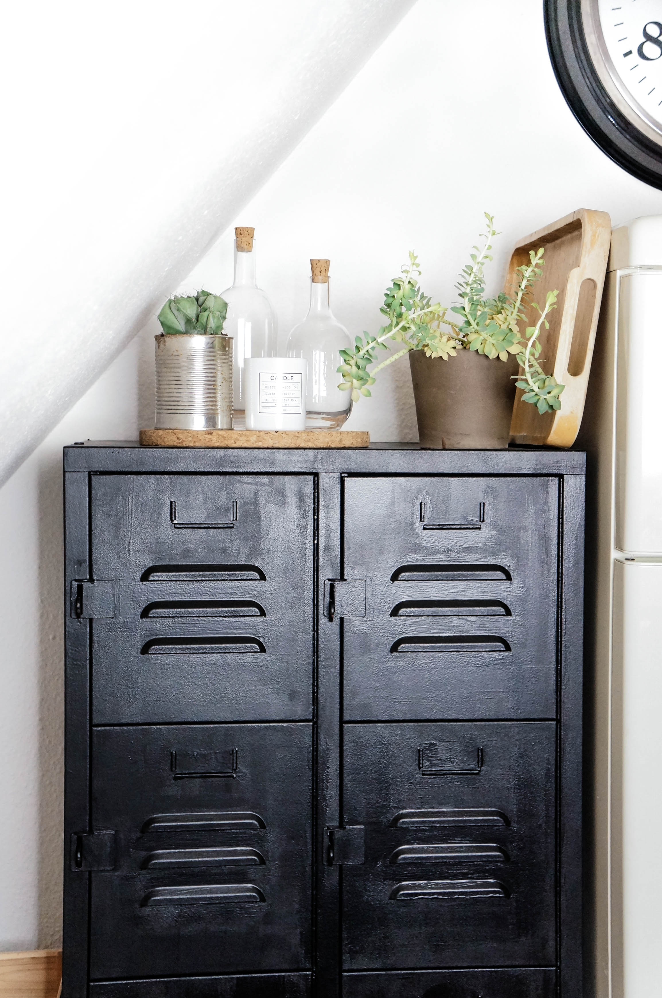 Makeover spindschrank todayis.de Schlafzimmer wandfarbe weiße möbel