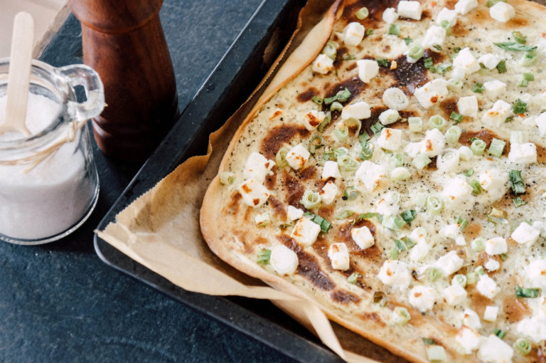 Flammkuchen mit Lauch und Feta – todayis.de